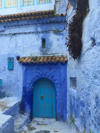 The blue is to keep the mosquitoes away — Moroccans are onto something here!